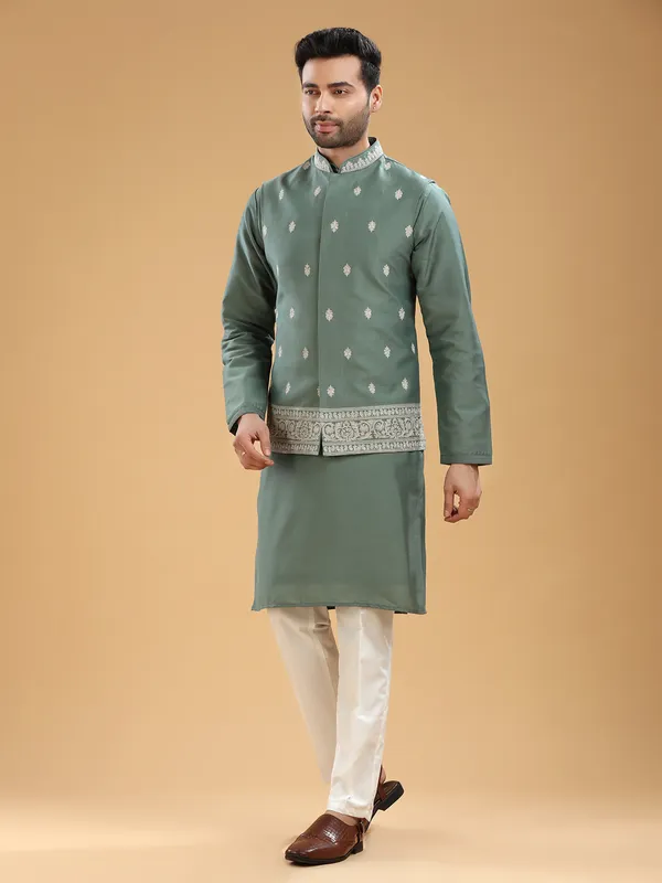 Latest green waistcoat set in silk
