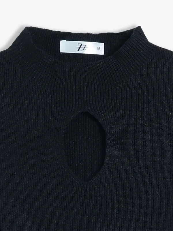 Sheczzar black plain knitted crop top