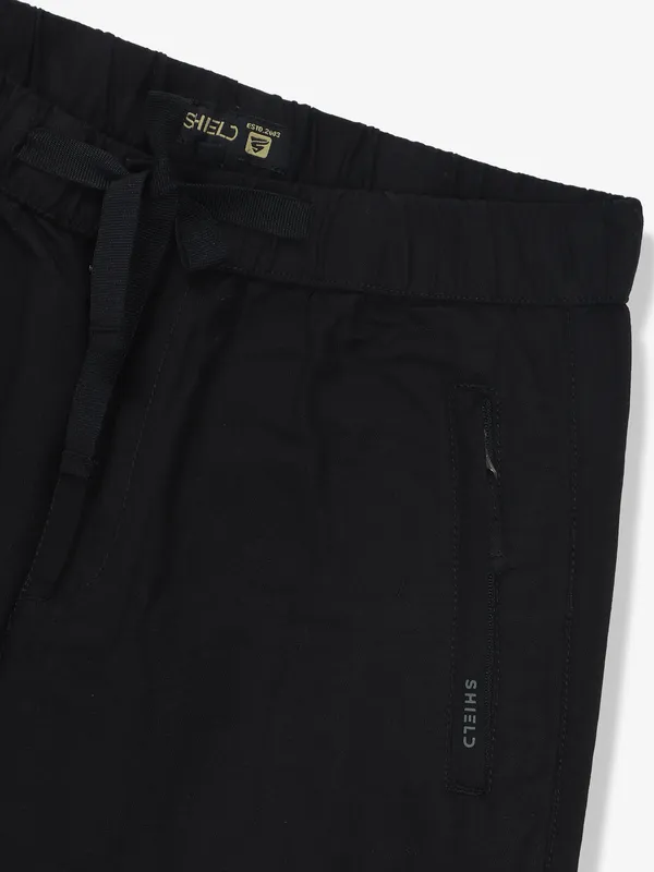 SHIELD black linen solid shorts