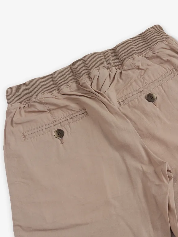 SHIELD khaki solid cotton shorts