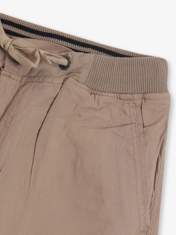 SHIELD khaki solid cotton track pant