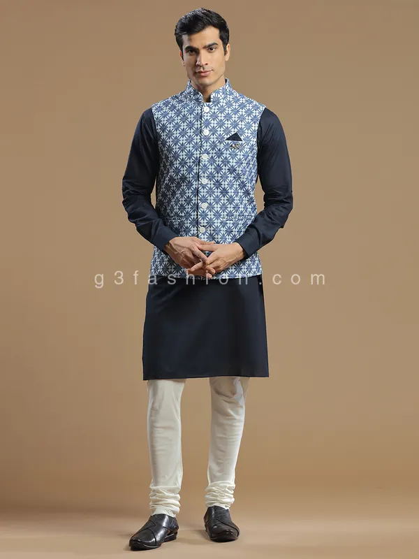 Silk navy waistcoat set for wedding look