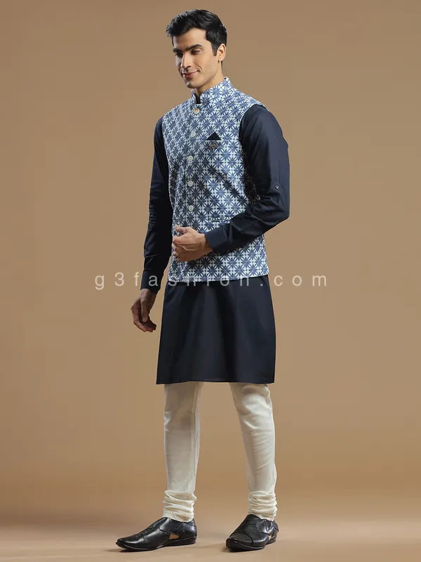 Silk navy waistcoat set for wedding look