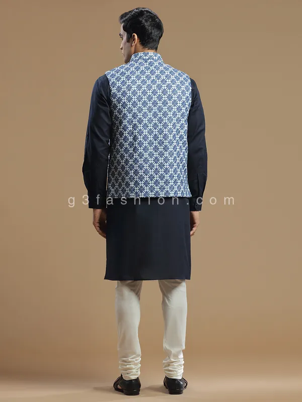 Silk navy waistcoat set for wedding look