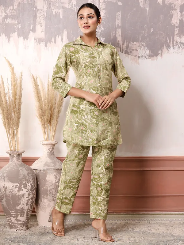 Silk printed green co ord set