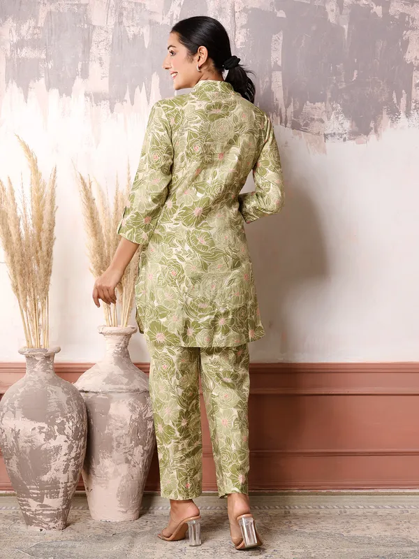 Silk printed green co ord set
