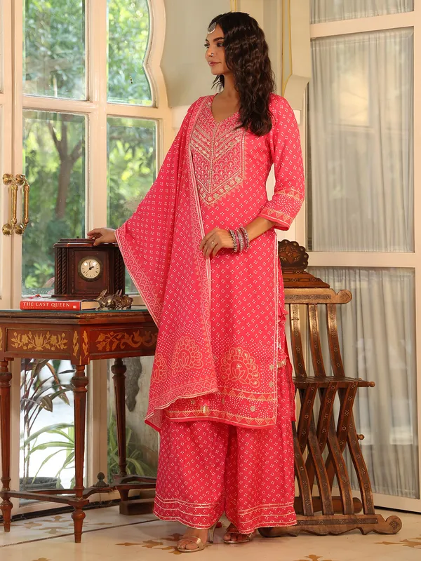 Silk printed palazzo set in pink