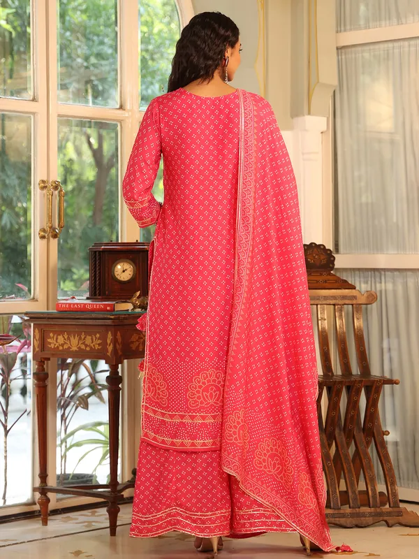 Silk printed palazzo set in pink