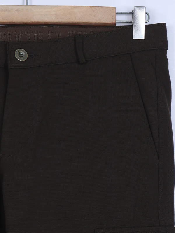 Sixth Element cargo pant in brown