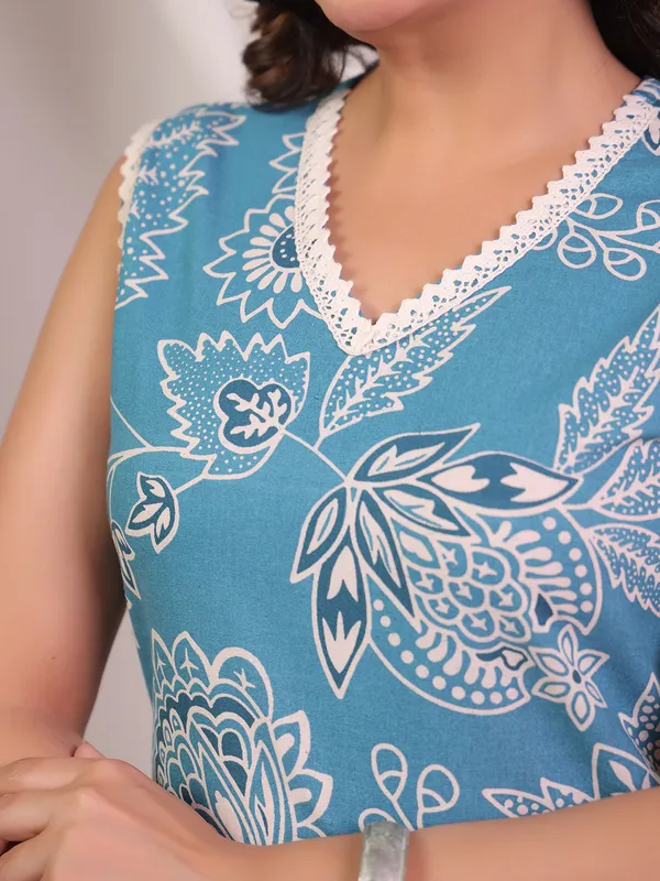 Sky blue printed cotton kurti set for casual wear