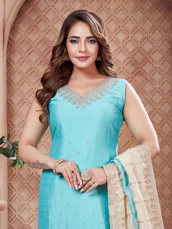 Sky blue silk v neck salwar suit for wedding wear