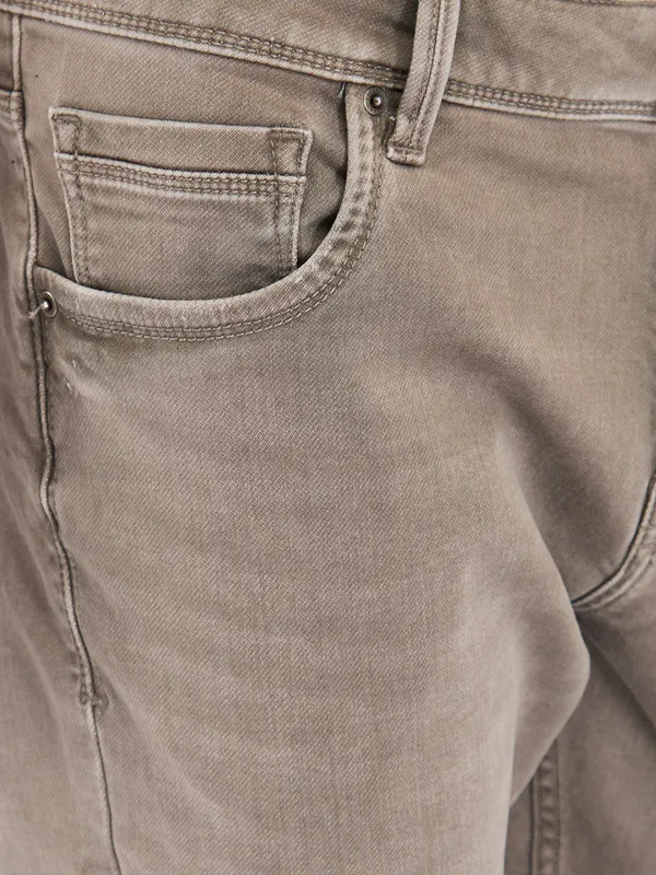 SPYKAR beige denim slim fit jeans for men