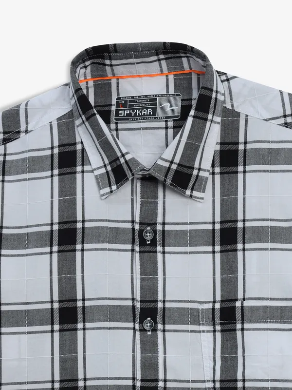 SPYKAR black and white checks casual shirt