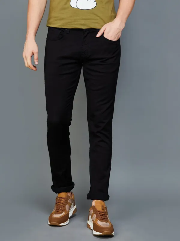 Spykar black solid jeans in skinny fit