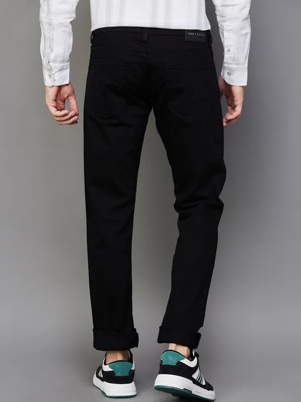 SPYKAR black solid regular fit jeans