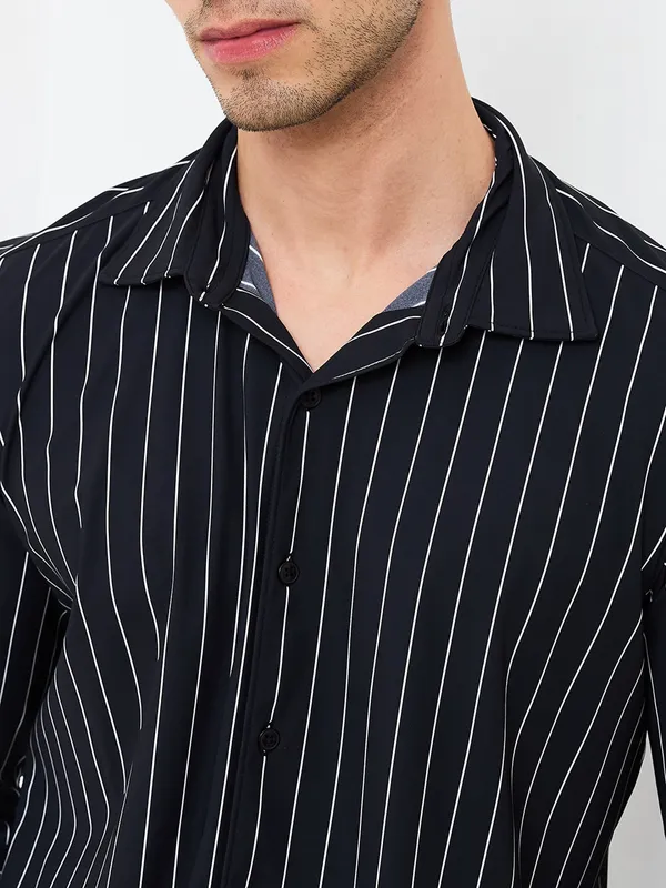 SPYKAR black stripe silk slim fit shirt