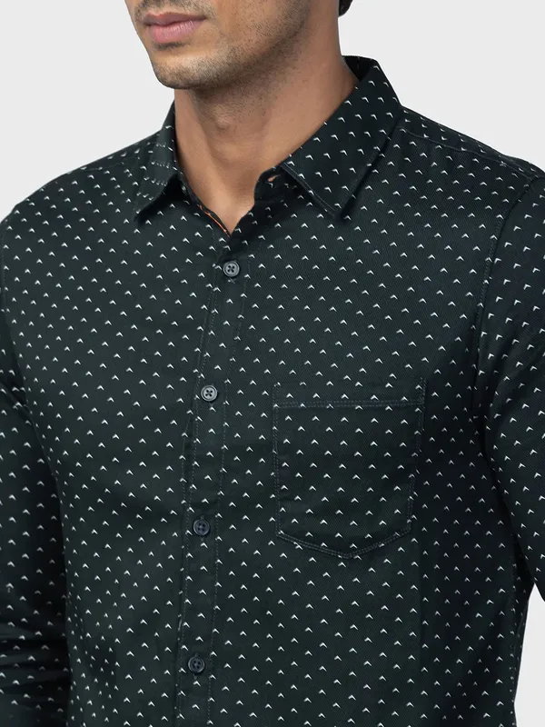 Spykar bottle green cotton shirt