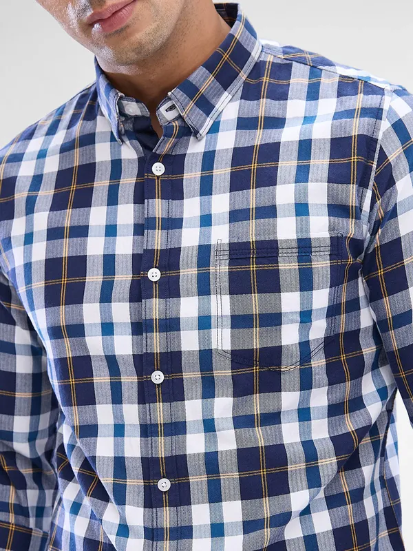 SPYKAR casual blue checks cotton shirt