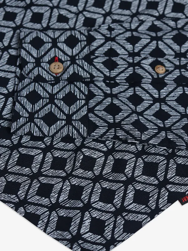 Spykar cotton black printed shirt