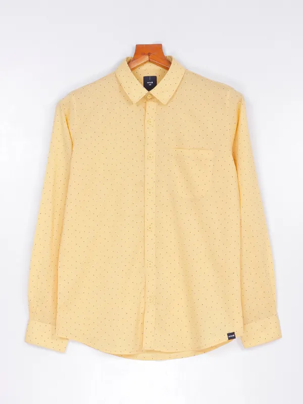 Spykar cotton yellow printed shirt
