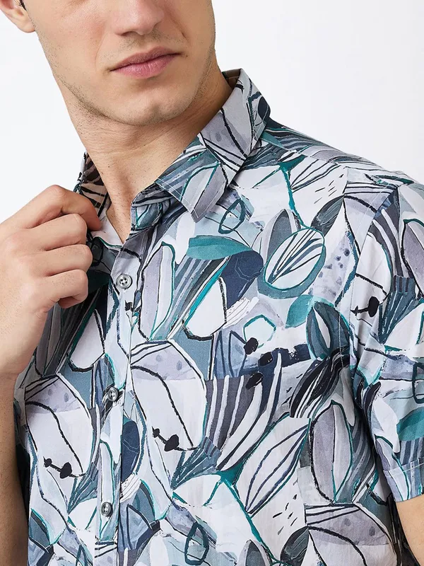 SPYKAR floral printed teal green casual wear shirt