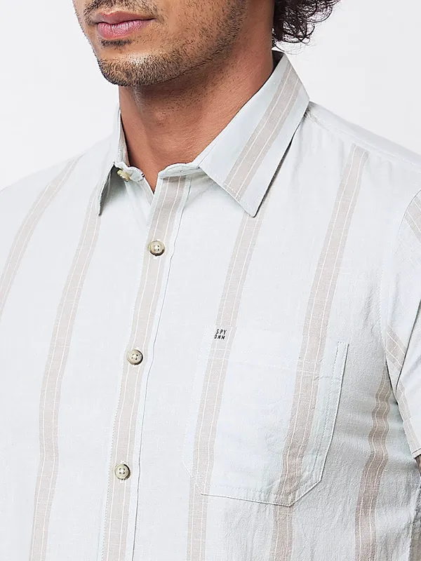 SPYKAR off white stripe half sleeves shirt