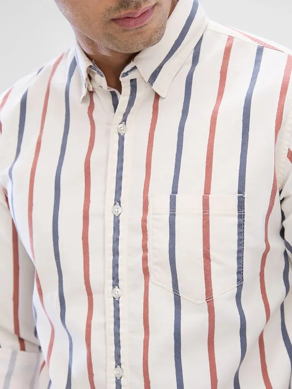 SPYKAR peach and blue striped cotton casual shirt