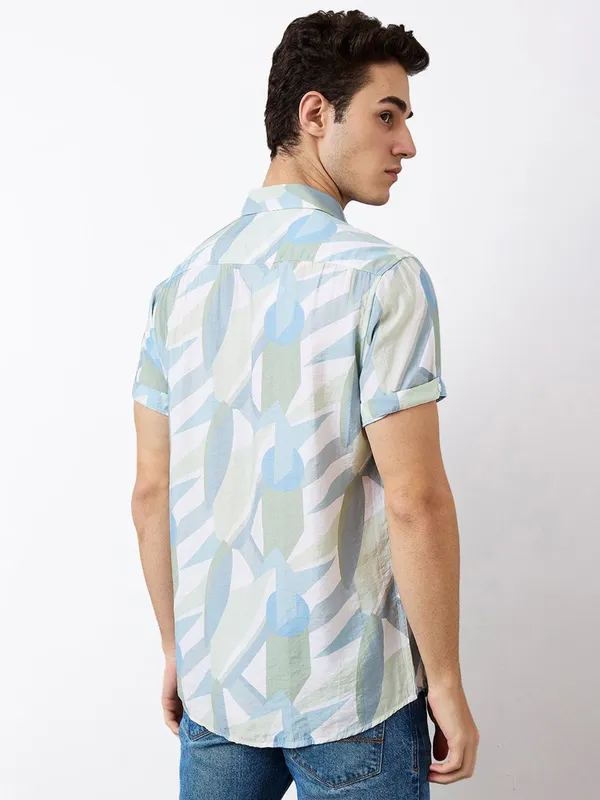 SPYKAR pista green printed cotton shirt
