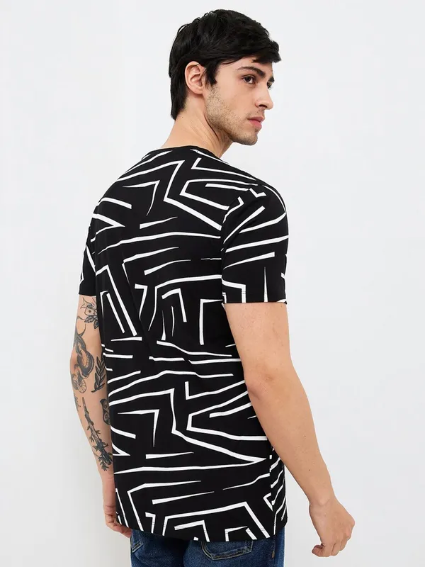 SPYKAR printed black slim fit cotton t-shirt for men