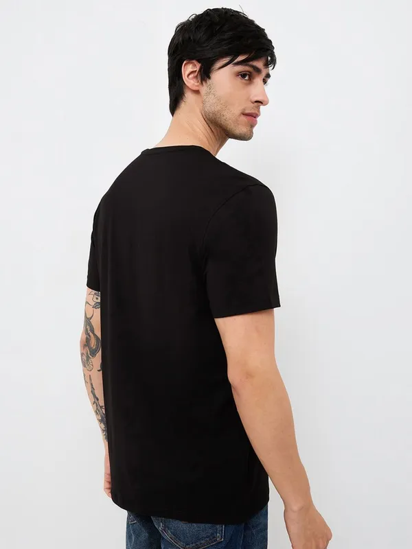 SPYKAR solid black slim fit cotton t-shirt for men