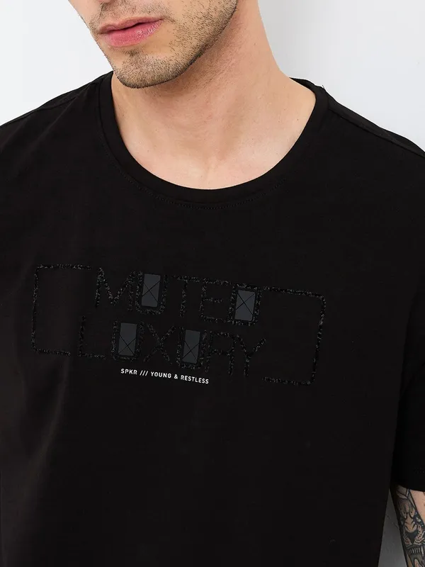 SPYKAR solid black slim fit cotton t-shirt for men