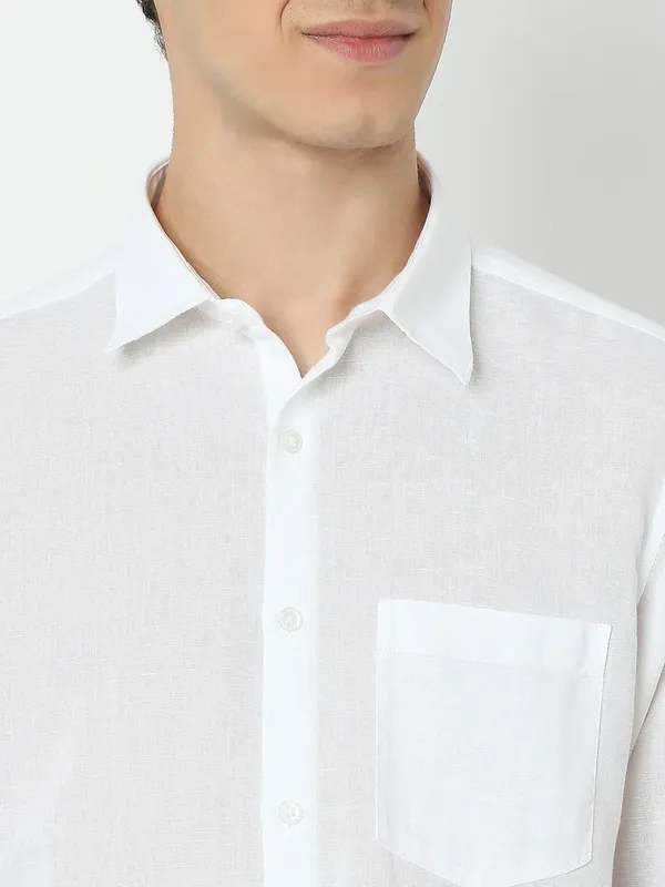 SPYKAR solid blue cotton casual wear mens shirt