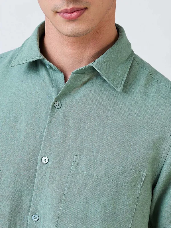 SPYKAR solid granite green casual wear shirt