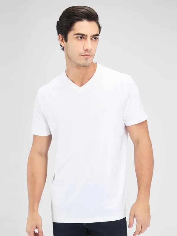SPYKAR solid white v-neck cotton t-shirt