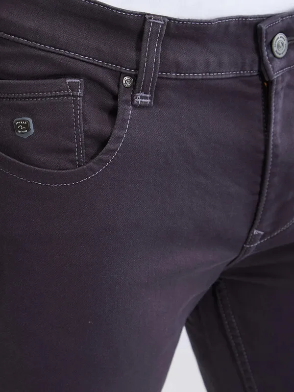 SPYKAR solid wine slim fit cotton jeans