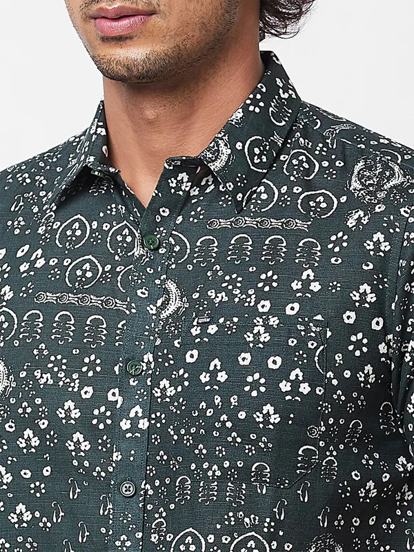 Spykar teal green printed shirt