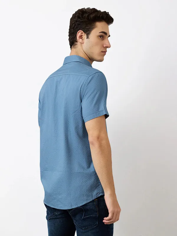 SPYKAR textured blue mens casual shirt