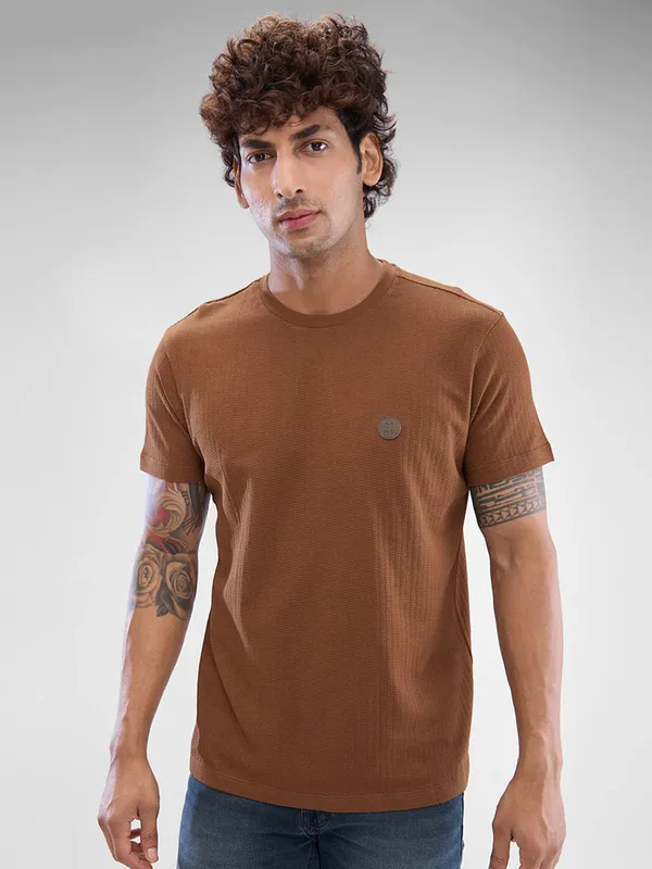 SPYKAR textured plain brown cotton t-shirt