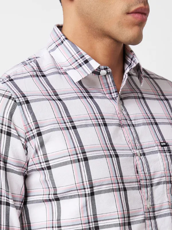 SPYKAR white cotton checks shirt