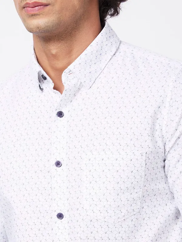 Spykar white printed shirt for casual