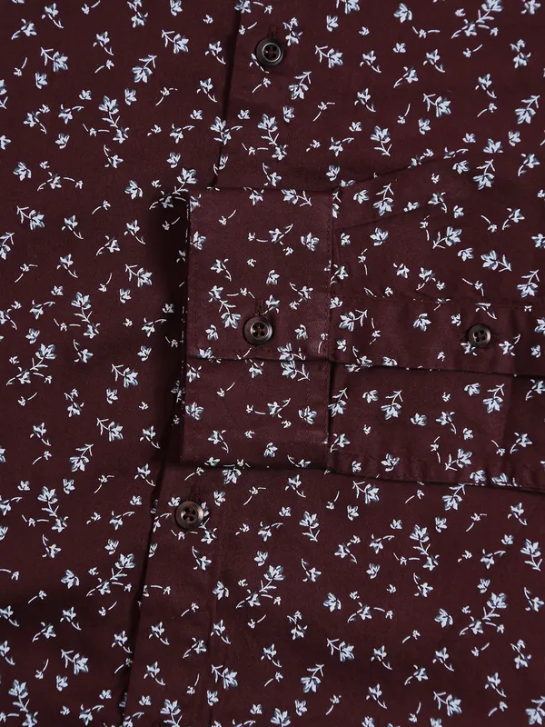 Spykar wine printed cotton shirt