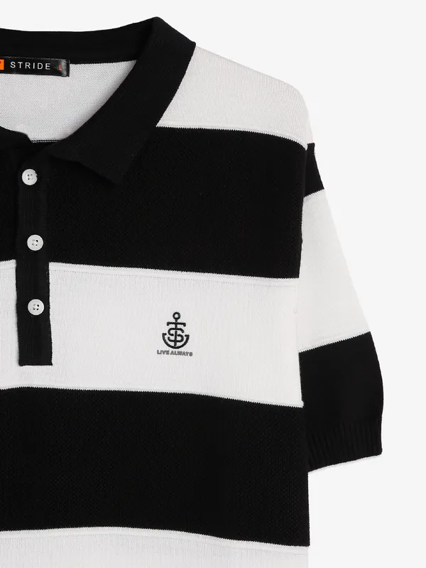 Stride black and white stripe t-shirt