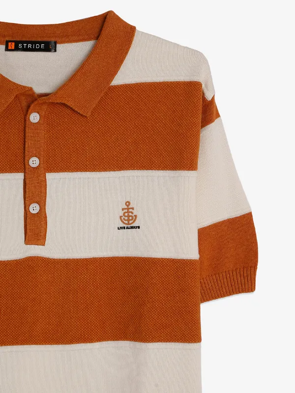 Stride cream and rust orange cotton t-shirt
