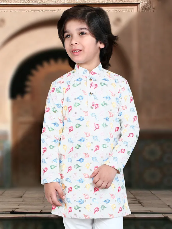 Striking white cotton silk kurta pant set with aabla embroidery