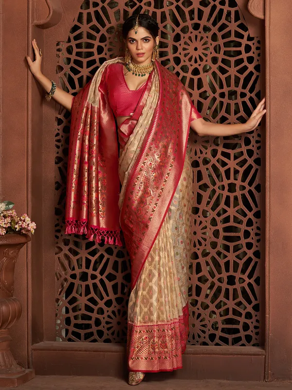 Stunning beige silk saree for wedding