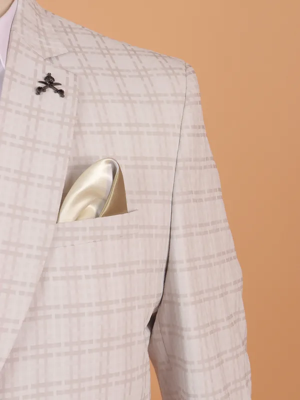 Stunning beige textured cotton blazer