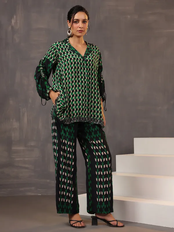 Stunning black and green satin co ord set