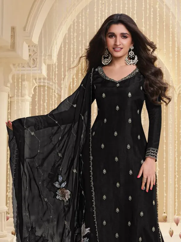 Stunning black silk salwar suit for women