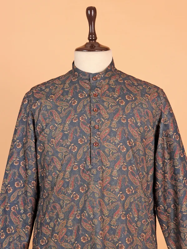 Stunning blue cotton kurta suit for men