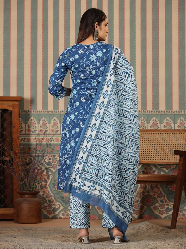Stunning blue floral printed kurti set